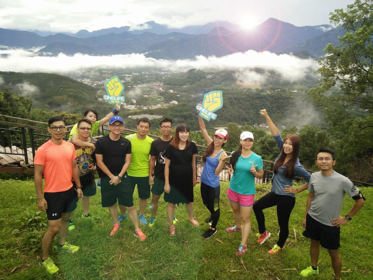 Sun Moon Lake OneLife Hostel Yuchi Exterior foto